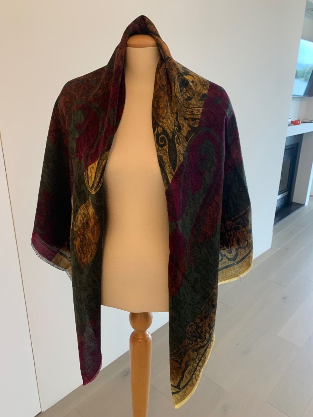 Italian light wool shawl/wrap scarf